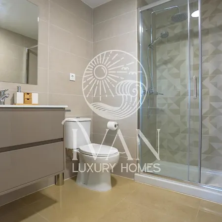 Casa Luz Ivan Luxury Homes 3ªpta Frontal 1ªlinea アパート オロペサ・デル・マール