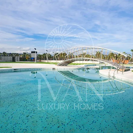 Casa Luz Ivan Luxury Homes 3ªpta Frontal 1ªlinea アパート *